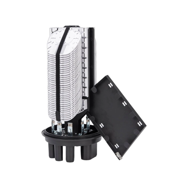 Four-core single-mode fiber optic cable for signal transmission