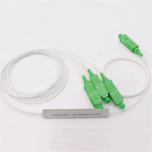 The incoming line only has one optical splitter 